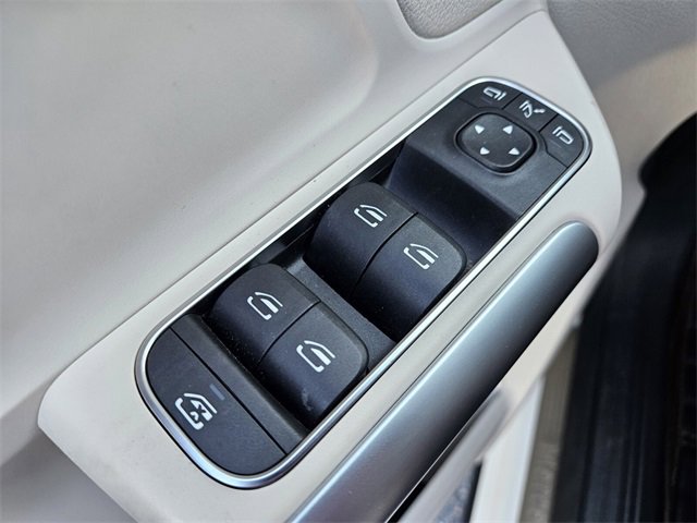 Used 2023 Mercedes-Benz GLA 250 image 30