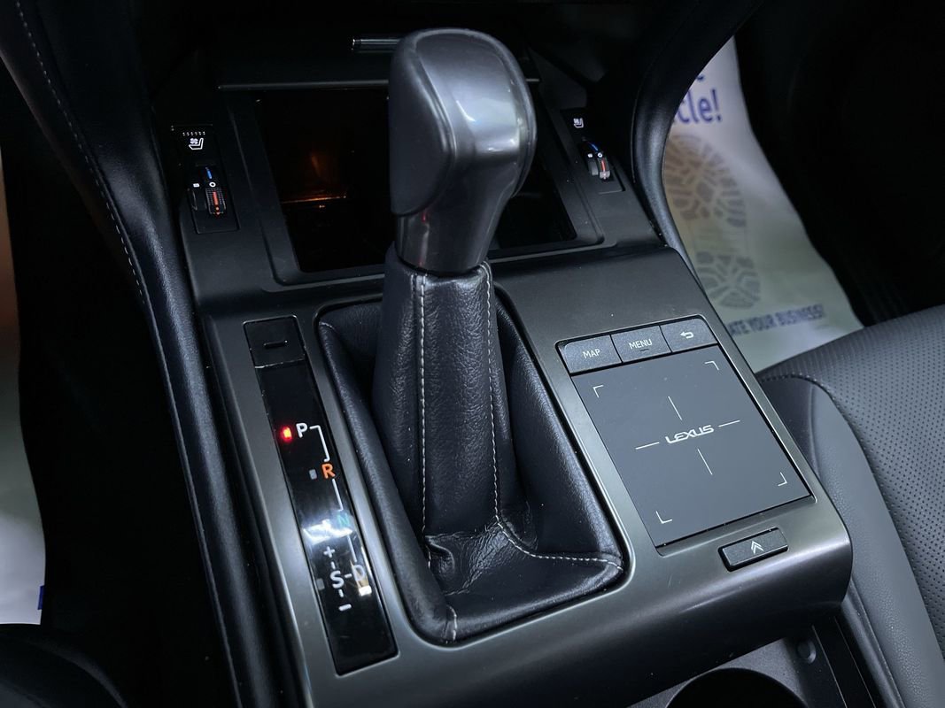 Used 2022 Lexus GX 460 w/ Black Line Special Edition AWD/4WD image 25