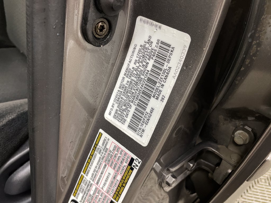 Used 2004 Toyota Corolla CE FWD image 27
