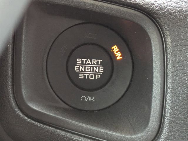 Used 2025 Jeep Wrangler Sport S image 36