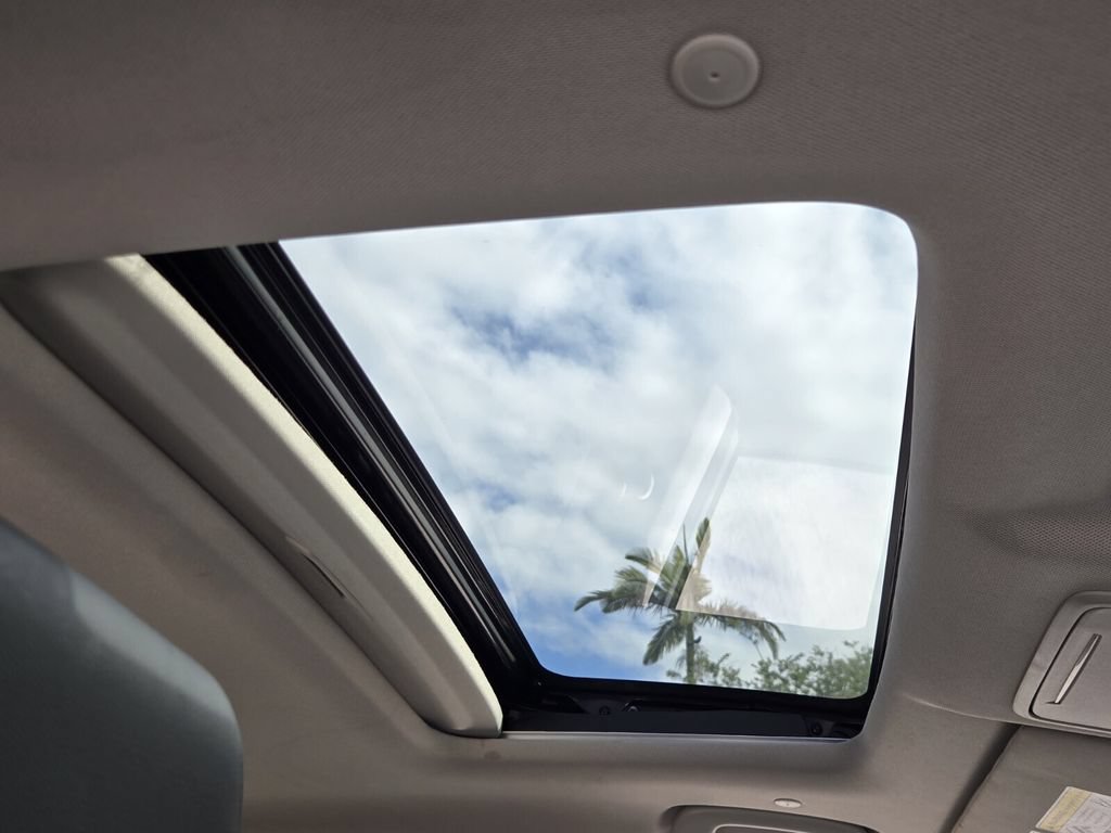 Certified 2023 Honda CR-V EX-L image 17
