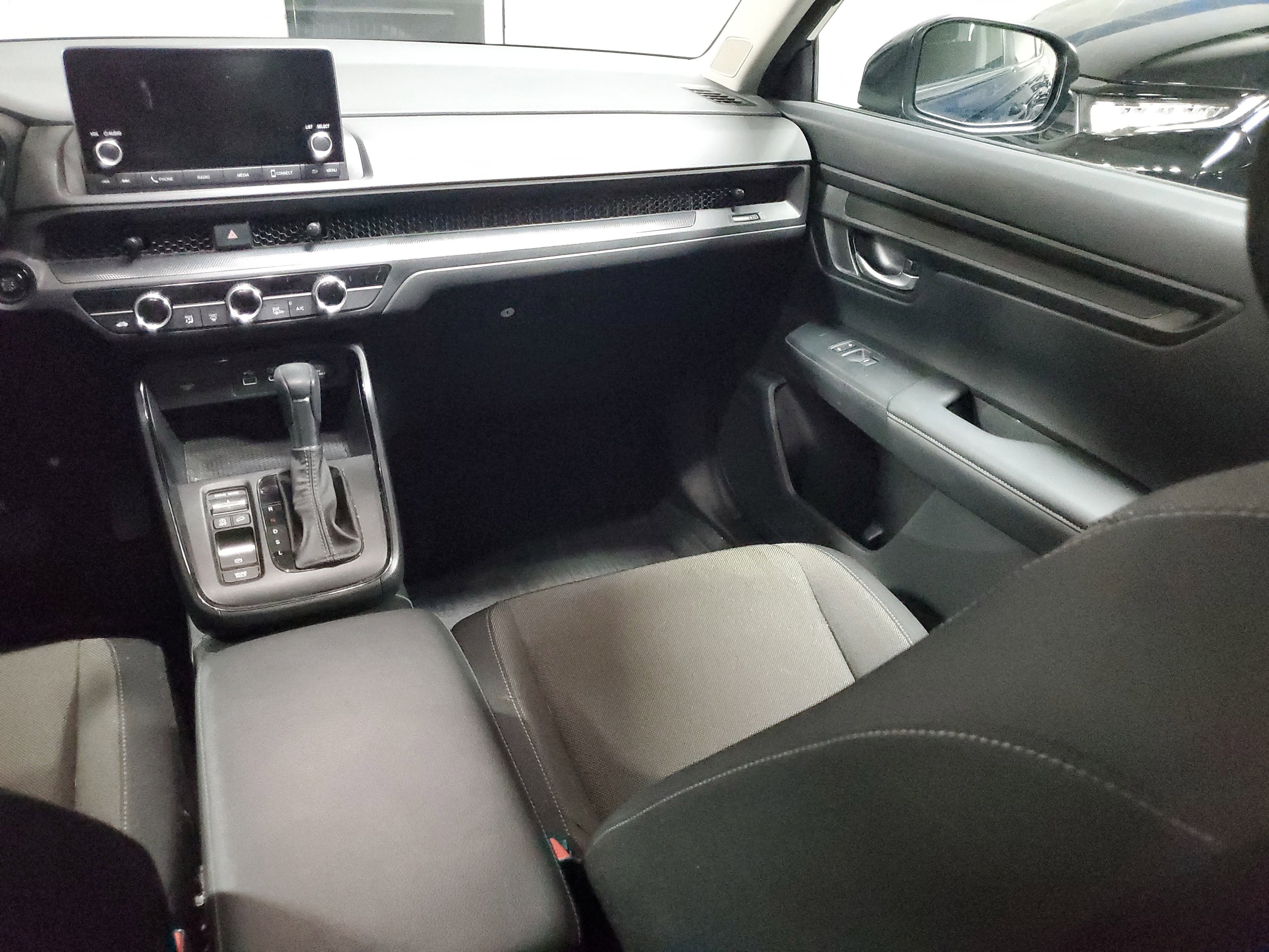 Used 2024 Honda CR-V EX image 14