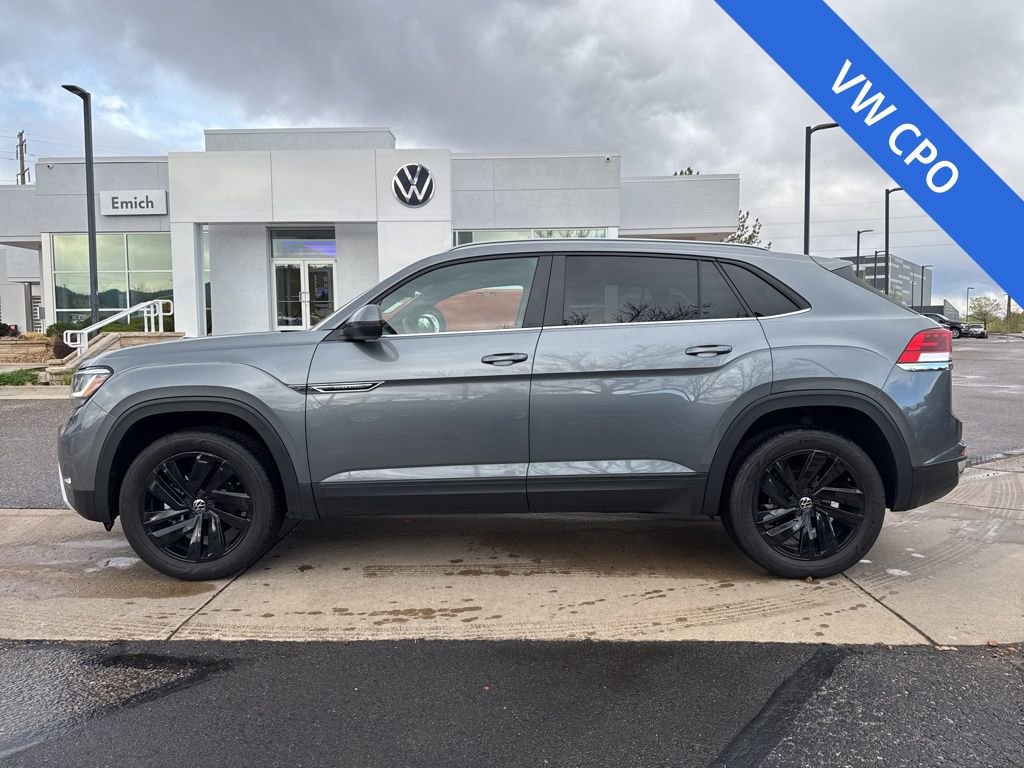 Certified 2022 Volkswagen Atlas Cross Sport SE AWD/4WD image 2