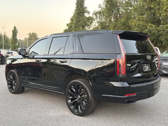 Used 2025 Cadillac Escalade Sport Platinum w/ LPO, ONYX Package AWD/4WD image 5