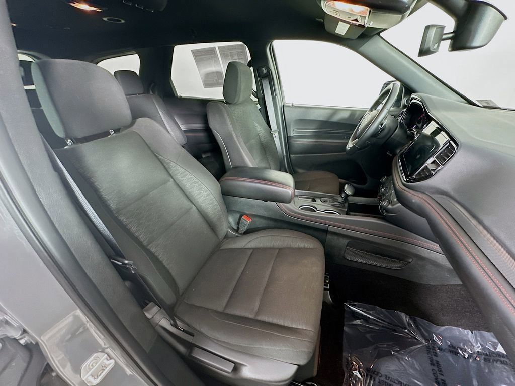 Certified 2025 Dodge Durango GT image 40