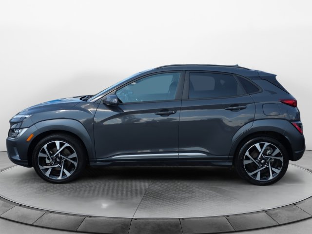 Used 2023 Hyundai Kona Limited FWD image 2