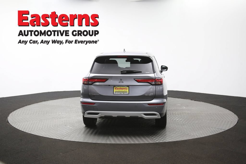 Used 2023 Mitsubishi Outlander SE AWD/4WD image 37