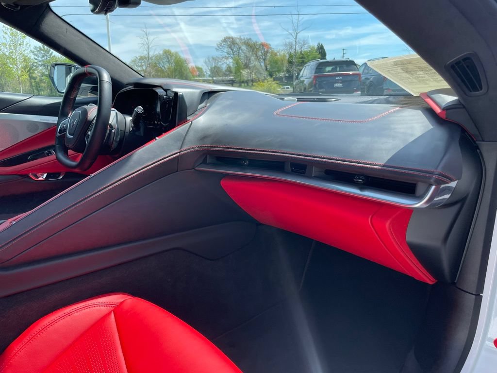Used 2024 Chevrolet Corvette Stingray Premium Conv RWD image 27