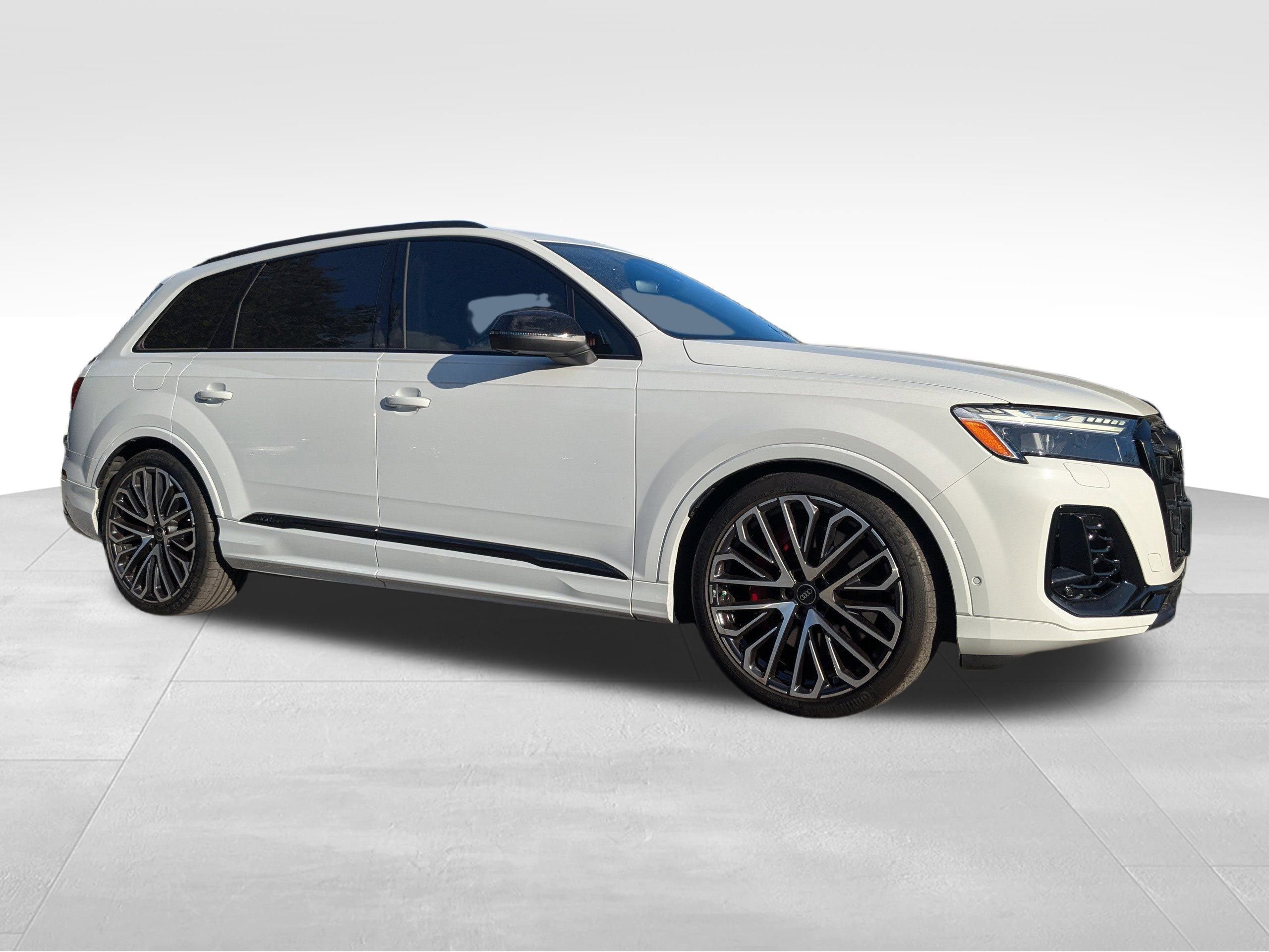 Certified 2025 Audi SQ7 Prestige w/ Prestige Package