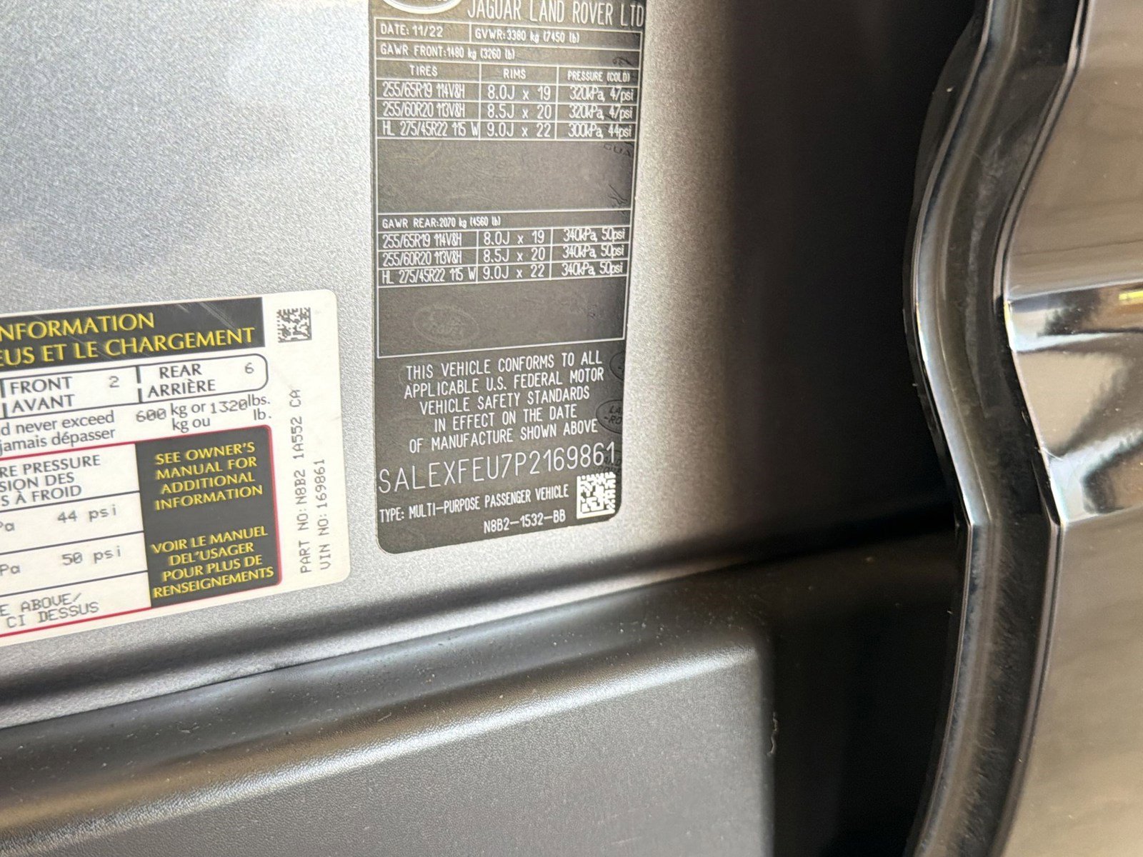 Used 2023 Land Rover Defender 130 X image 19