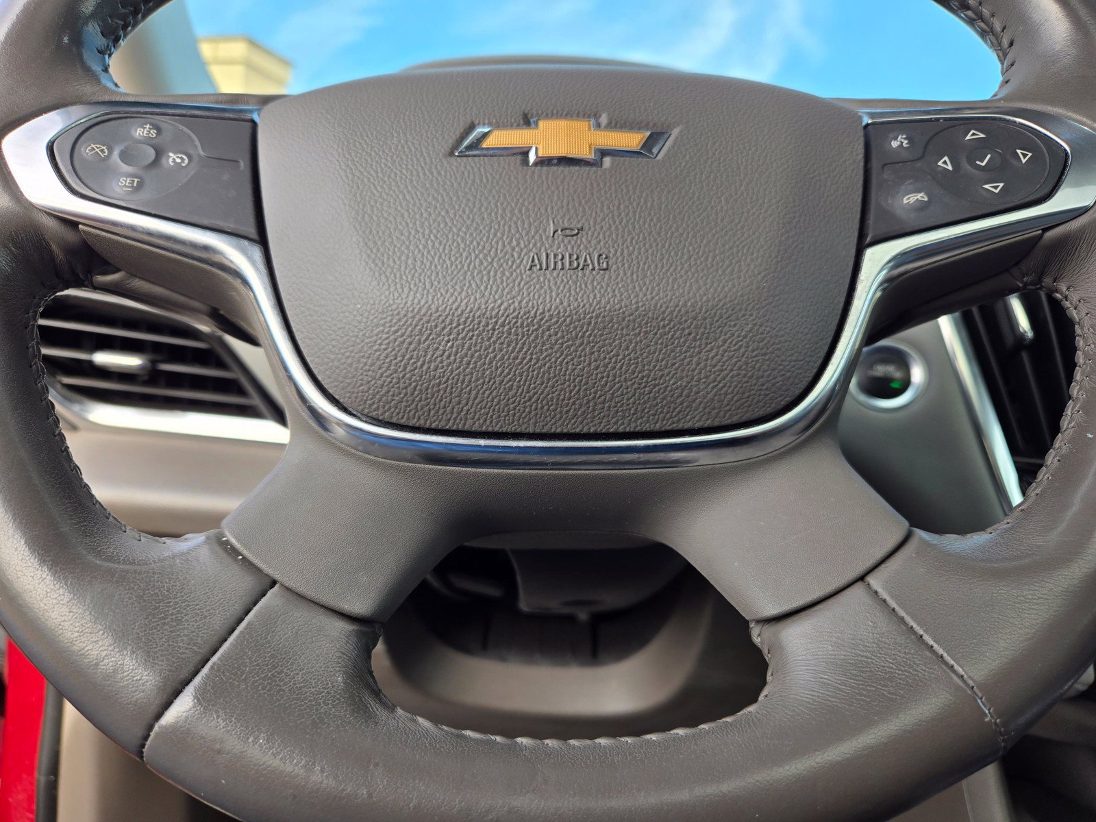 Used 2019 Chevrolet Traverse LT w/ LT Premium Package AWD/4WD image 25