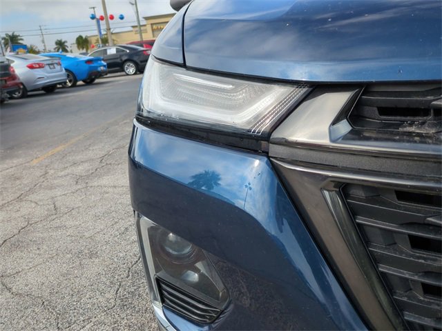 Used 2022 Chevrolet Traverse LS w/ Midnight/Sport Edition image 10