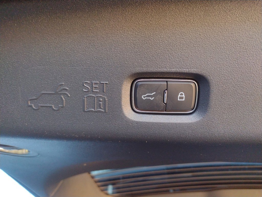 New 2026 Ford Expedition Max Platinum w/ Stealth Performance Package image 35