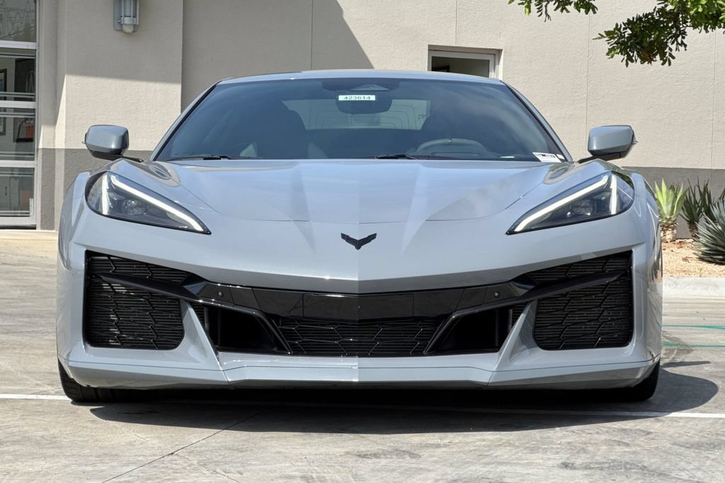 Used 2024 Chevrolet Corvette Z06 w/ Stealth Interior Trim Package RWD image 10