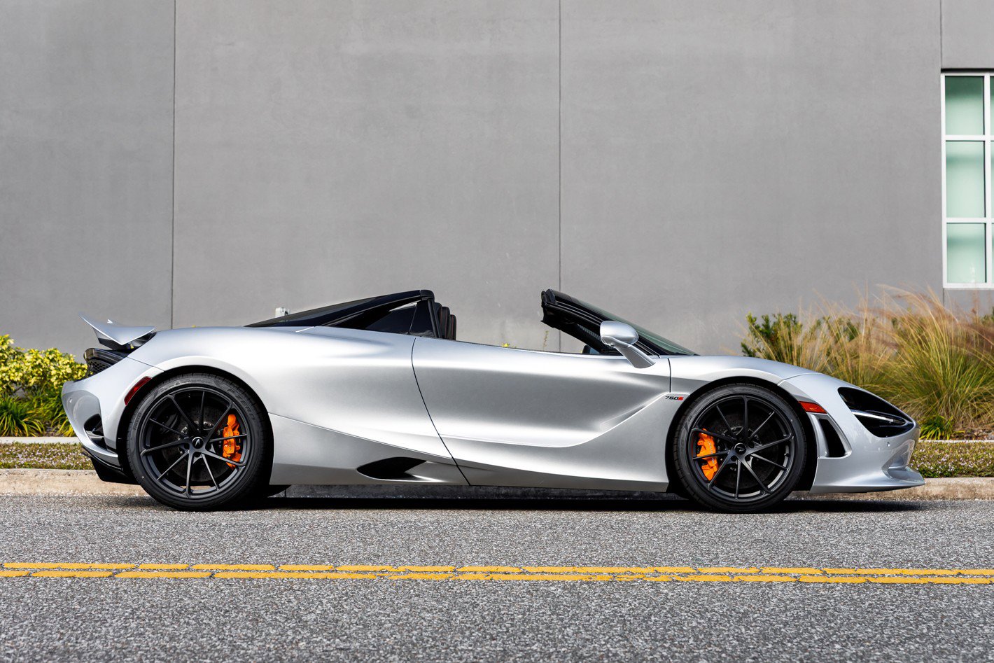 New 2026 McLaren 750S TechLux image 2