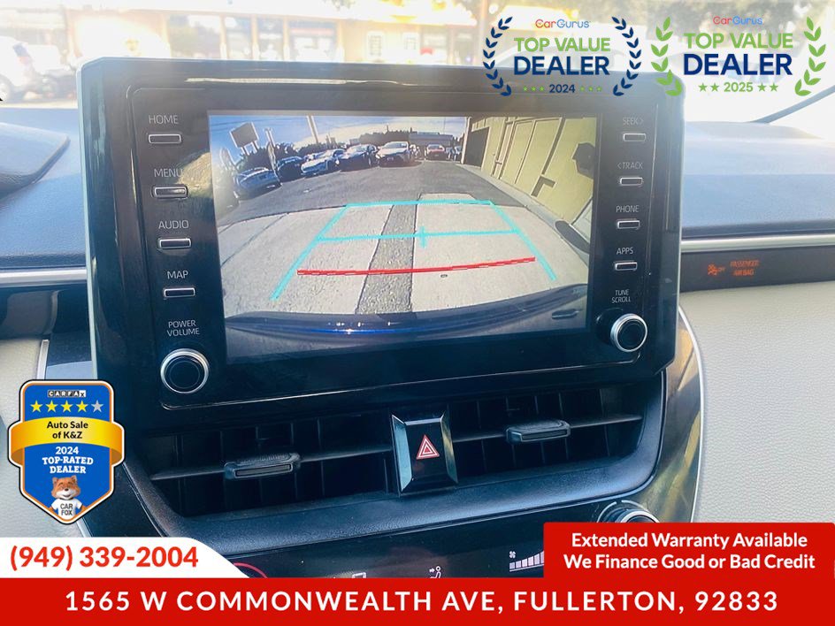Used 2020 Toyota Corolla LE w/ Carpet Mat Package (TMS) FWD image 30