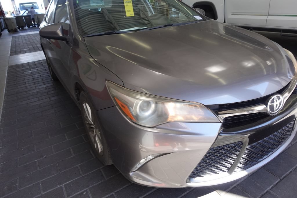 Certified 2017 Toyota Camry SE FWD image 2