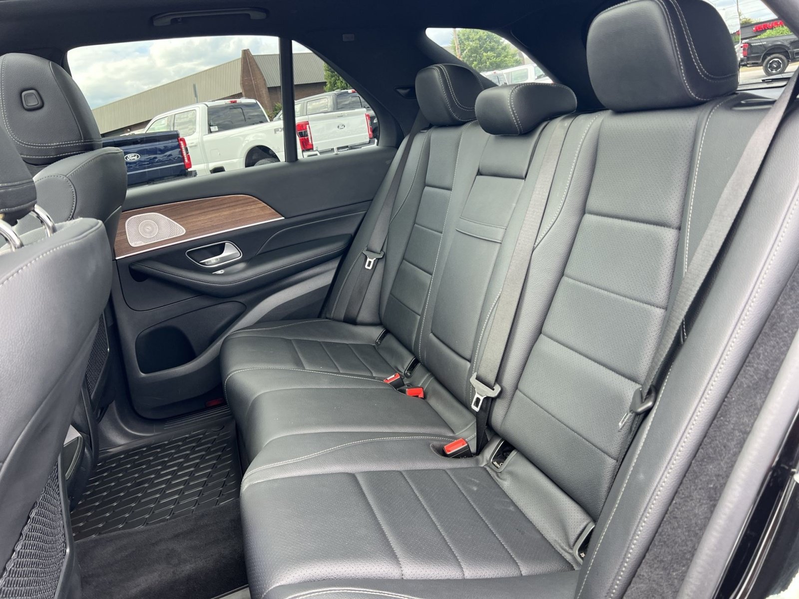 Used 2025 Mercedes-Benz GLE 350 4MATIC image 24