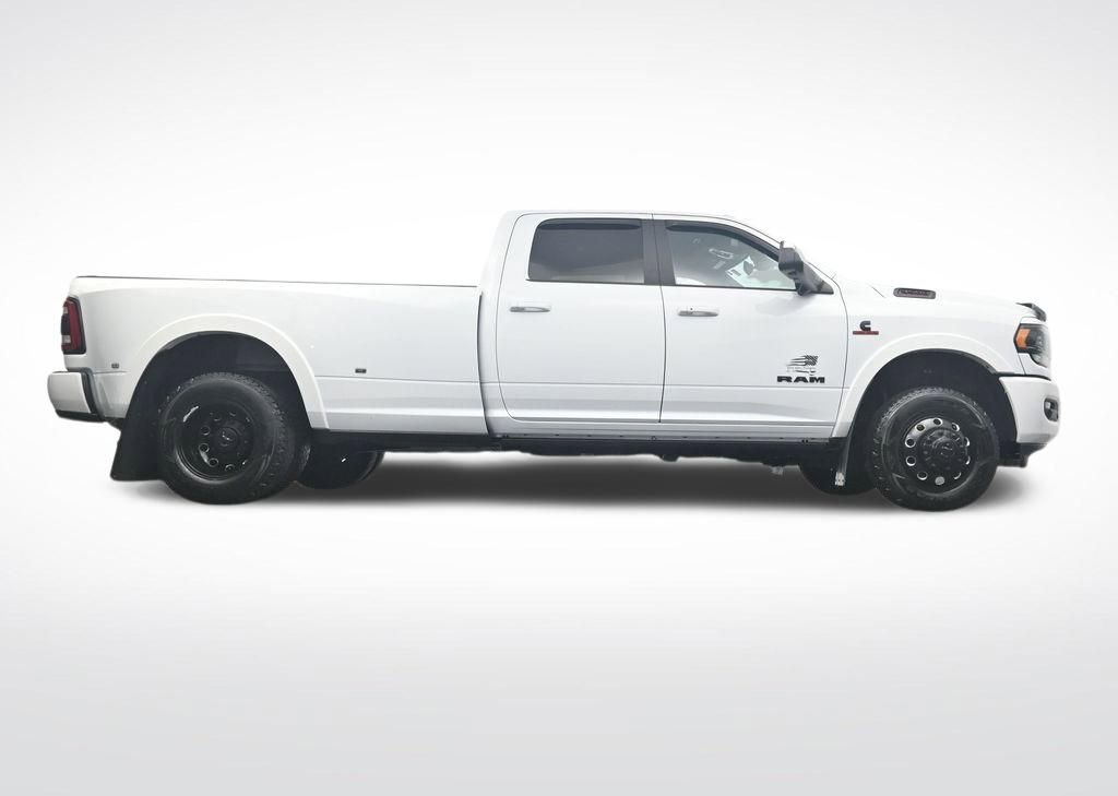 Used 2022 RAM 3500 Limited w/ Max Tow Package image 32