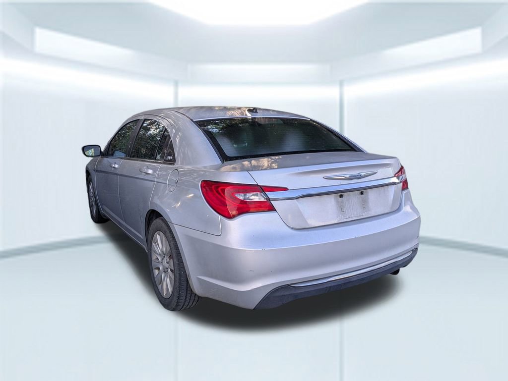 Used 2012 Chrysler 200 LX image 2