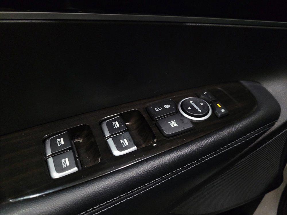 Used 2019 Kia Sorento AWD image 27