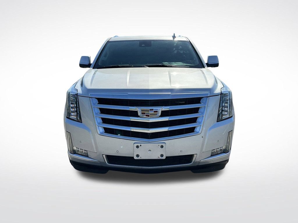 Used 2020 Cadillac Escalade Luxury AWD/4WD image 3
