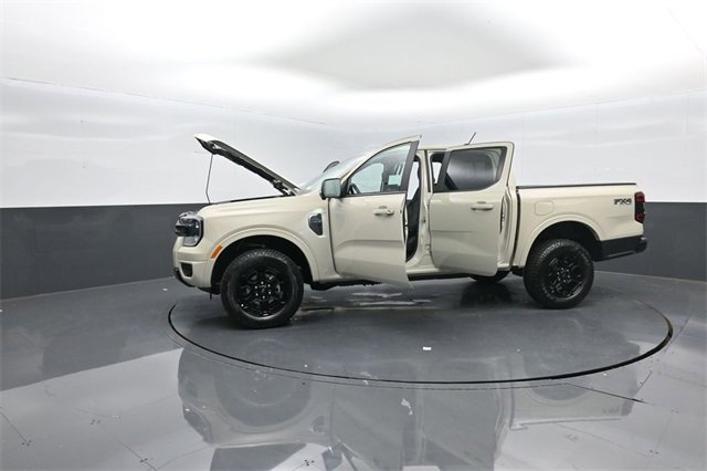 New 2025 Ford Ranger Lariat w/ FX4 Off-Road Package image 41