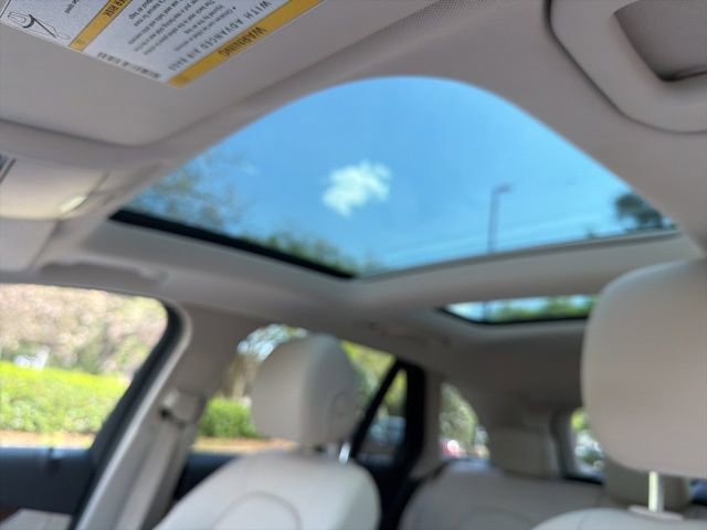 Used 2016 Mercedes-Benz GLC 300 4MATIC image 19