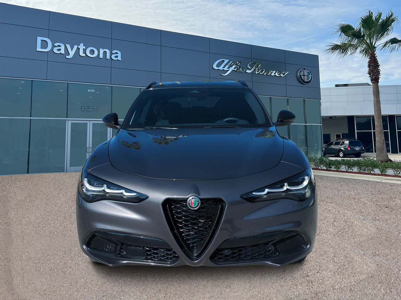 New 2025 Alfa Romeo Stelvio Sprint w/ Convenience Package image 8