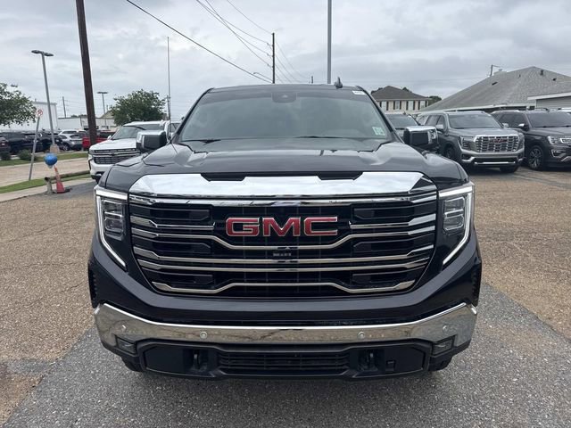 Used 2024 GMC Sierra 1500 SLT w/ SLT Premium Plus Package AWD/4WD image 2