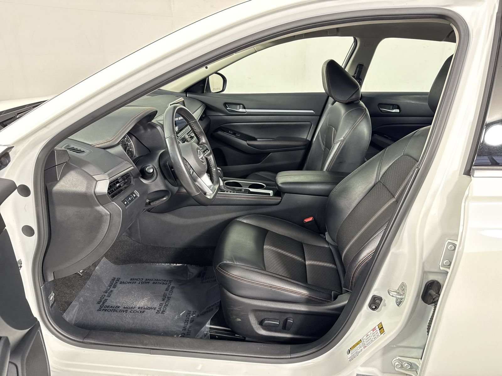 Used 2024 Nissan Altima 2.5 SR FWD image 4