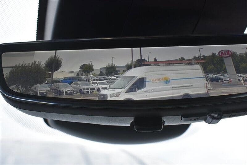 Used 2024 GMC Sierra 3500 Denali Ultimate image 22