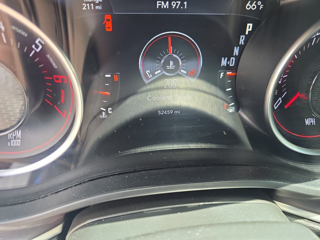 Used 2022 Dodge Challenger R/T RWD image 17