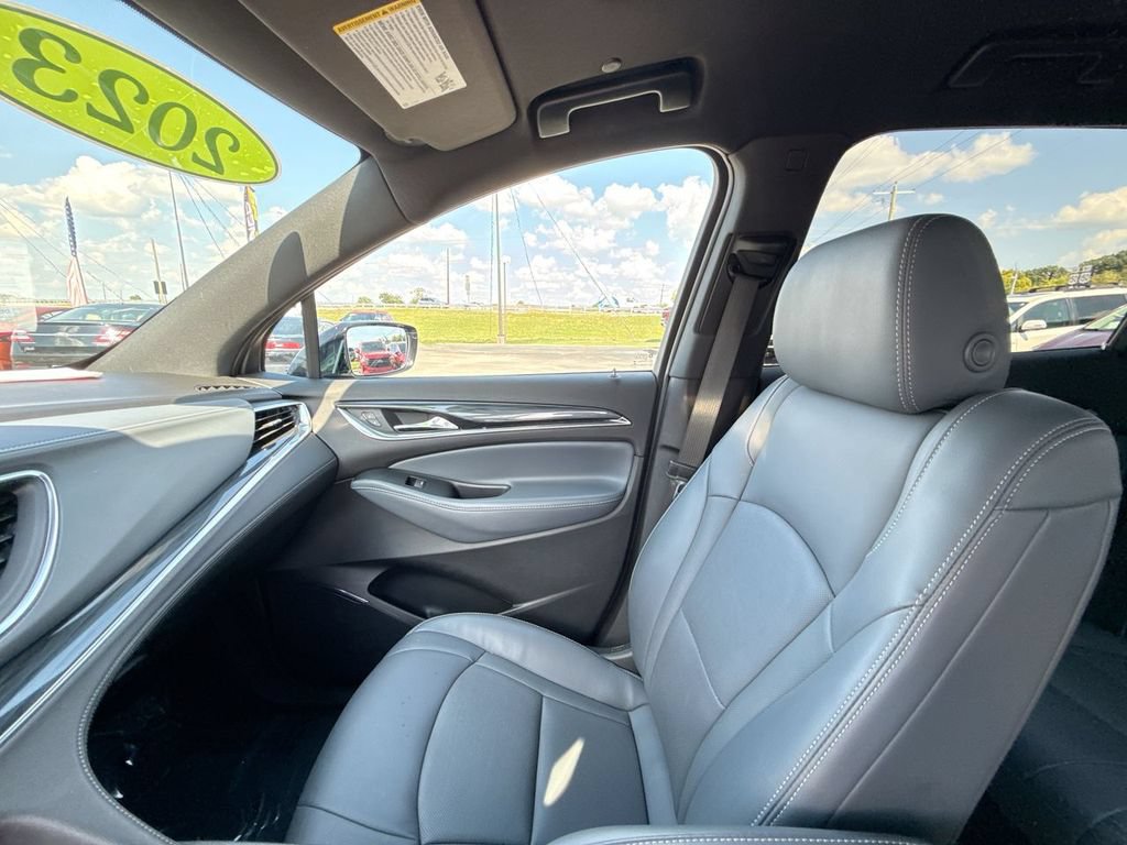 Used 2023 Buick Enclave Essence w/ Experience Buick Package AWD/4WD image 32