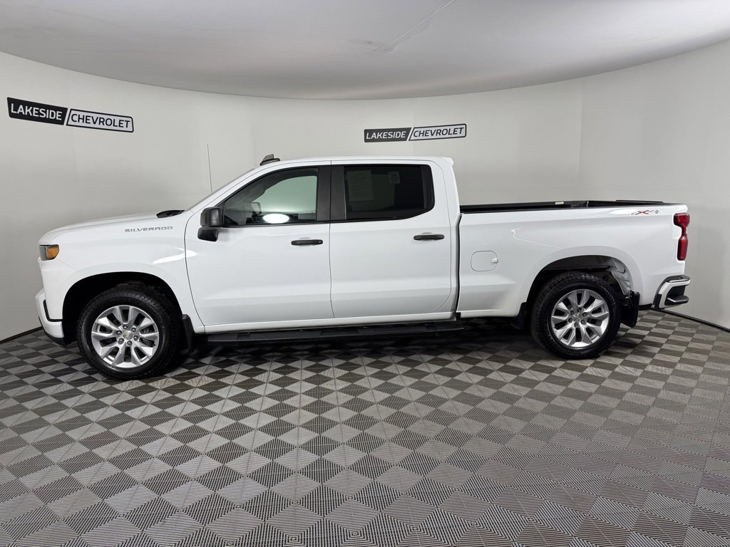 Used 2019 Chevrolet Silverado 1500 Custom image 3