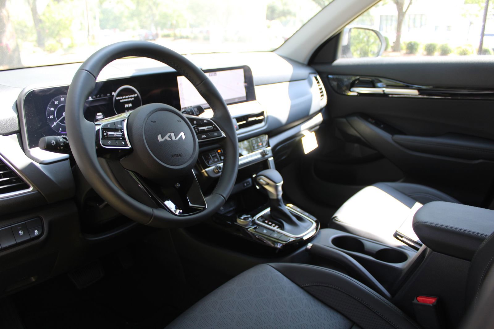 New 2026 Kia Seltos EX FWD image 19