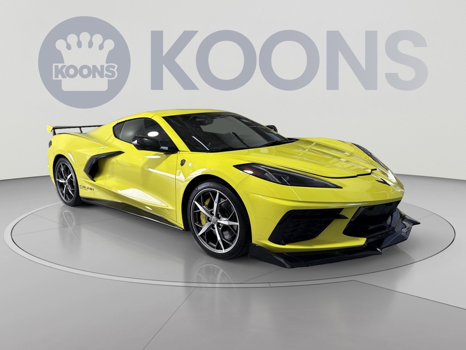 Used 2020 Chevrolet Corvette Stingray Premium Cpe w/ 3LT Preferred Equipment Group RWD image 2