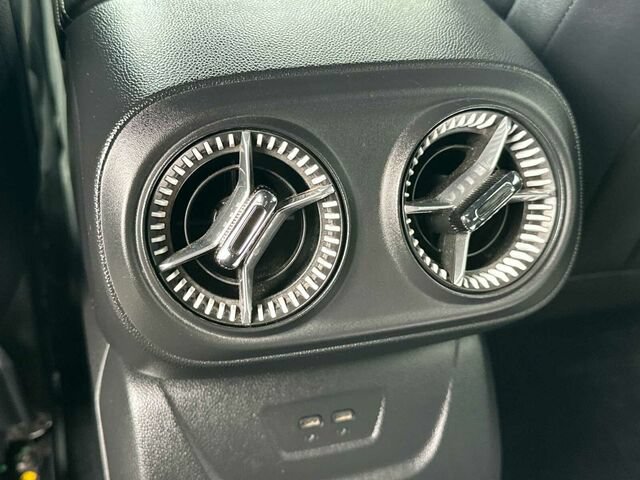 Used 2024 Chevrolet Blazer EV LT AWD/4WD image 15