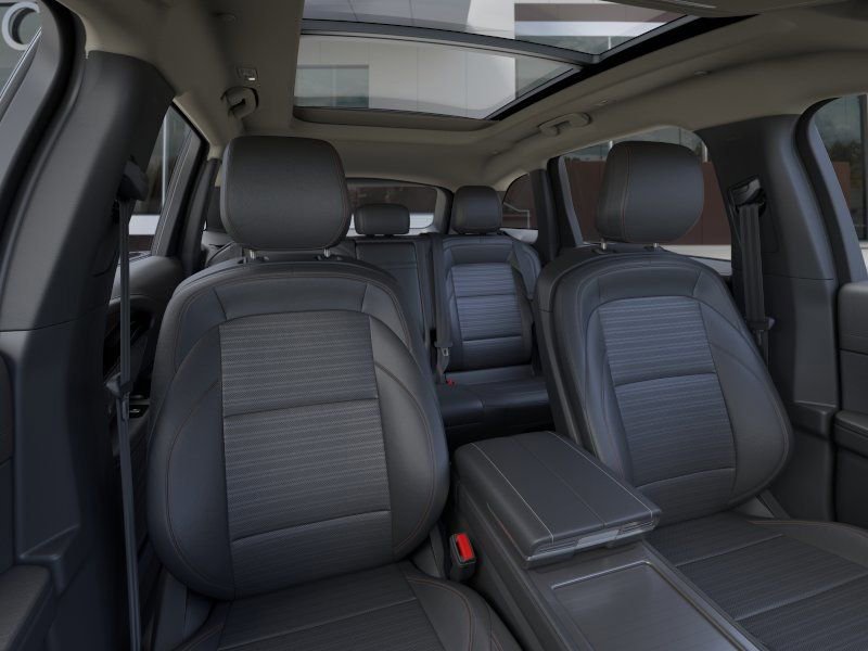 New 2026 Lincoln Nautilus Reserve w/ Jet Appearance Package AWD/4WD image 10