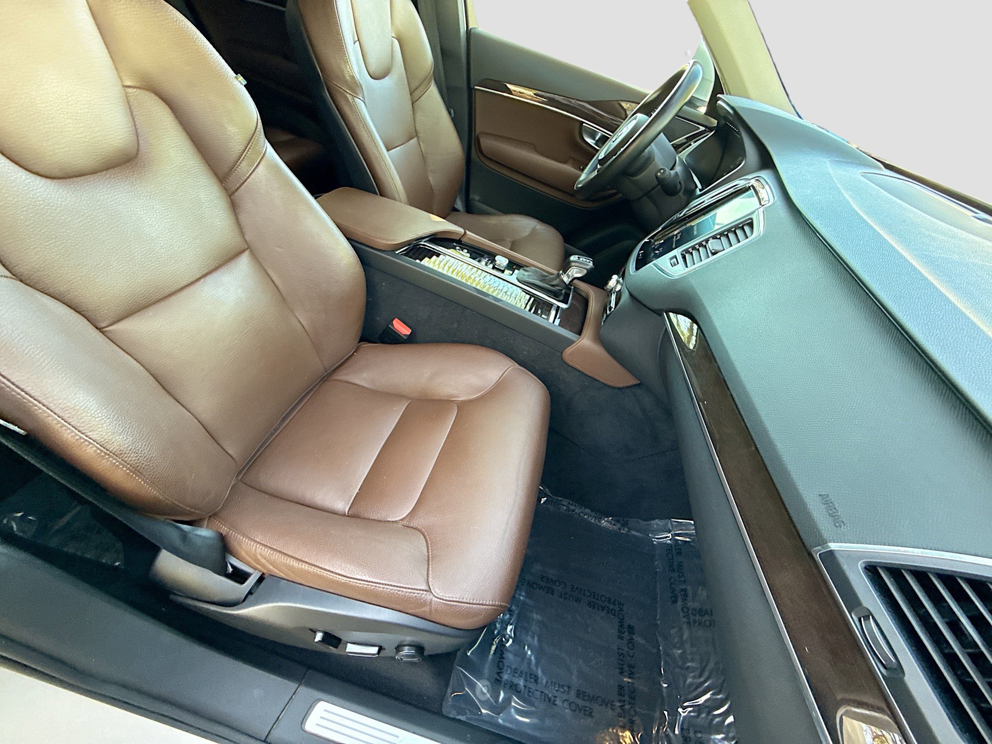 Used 2019 Volvo XC90 T6 Momentum w/ Protection Package Premier image 15