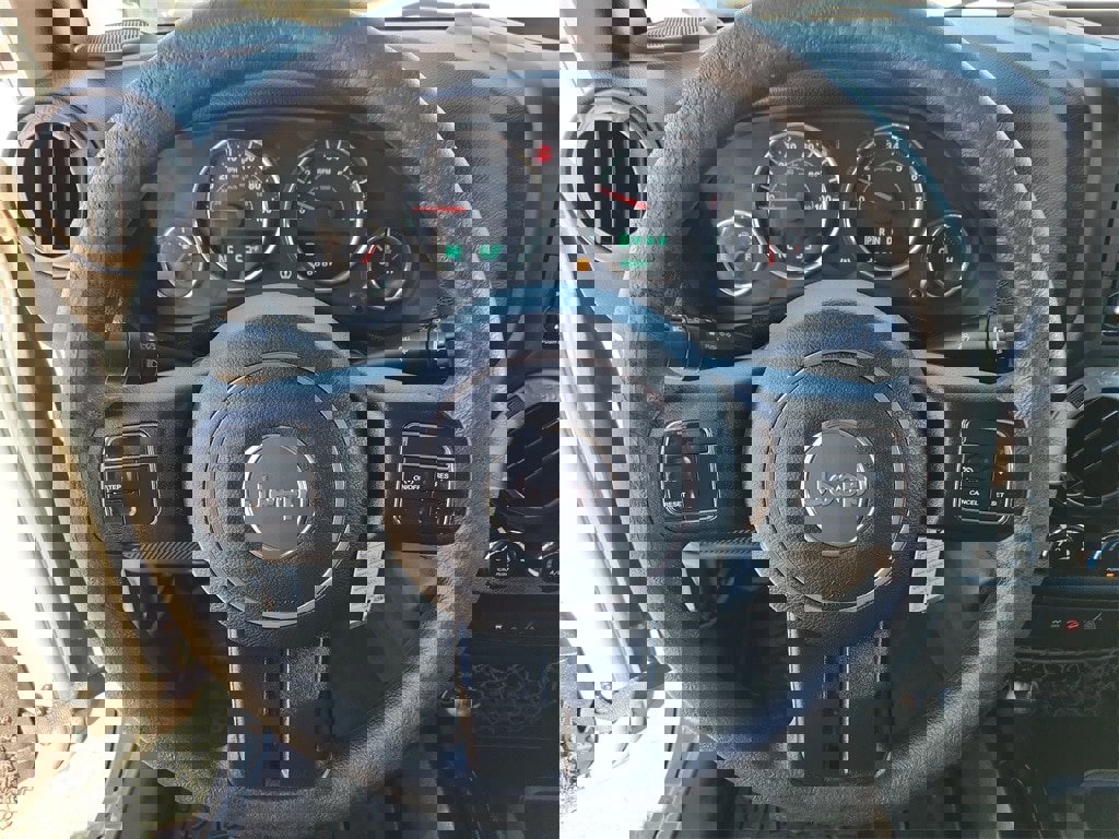 Used 2015 Jeep Wrangler Unlimited Sport image 21