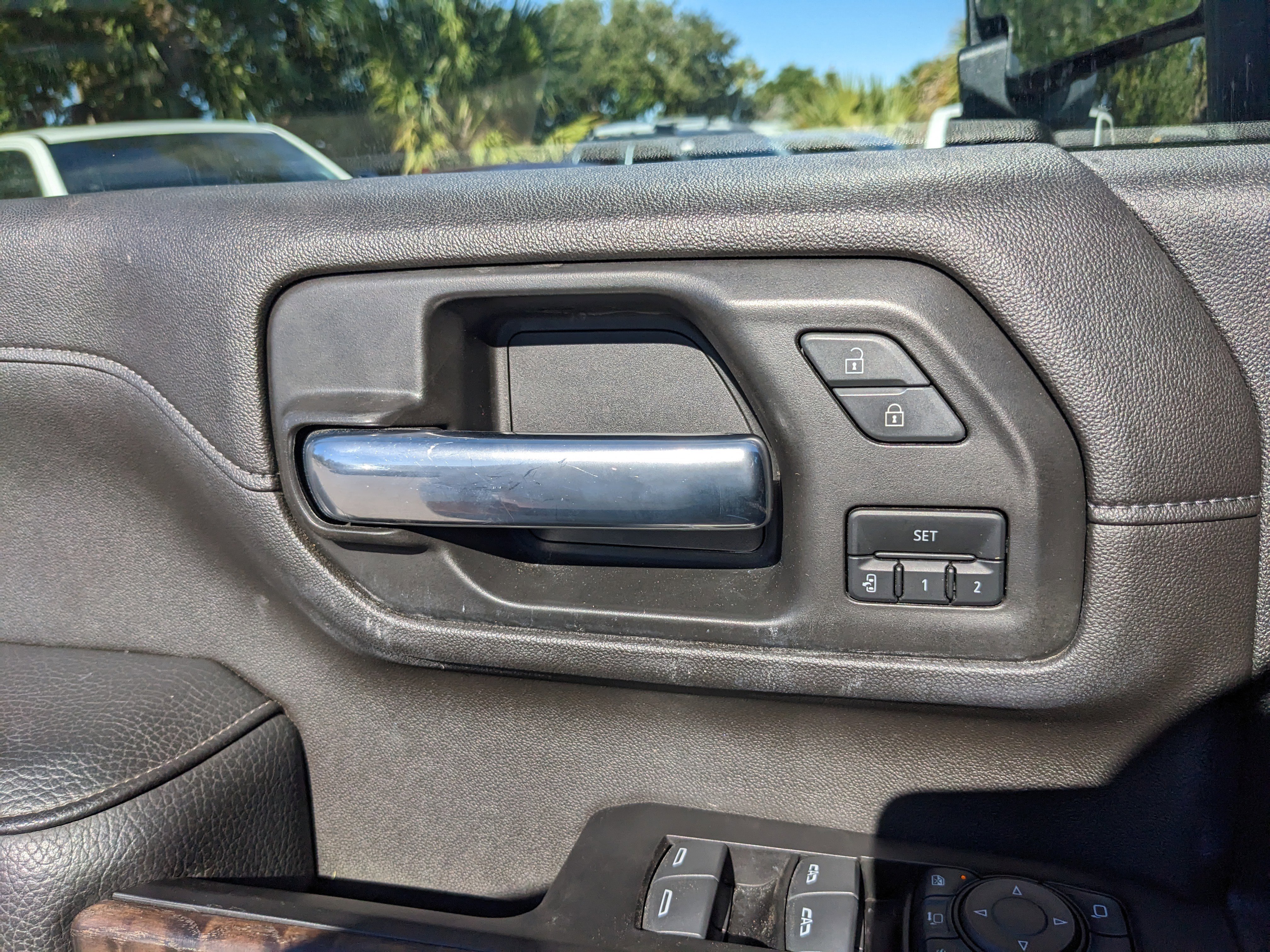 Used 2022 GMC Sierra 2500 Denali w/ Denali Ultimate Package image 19