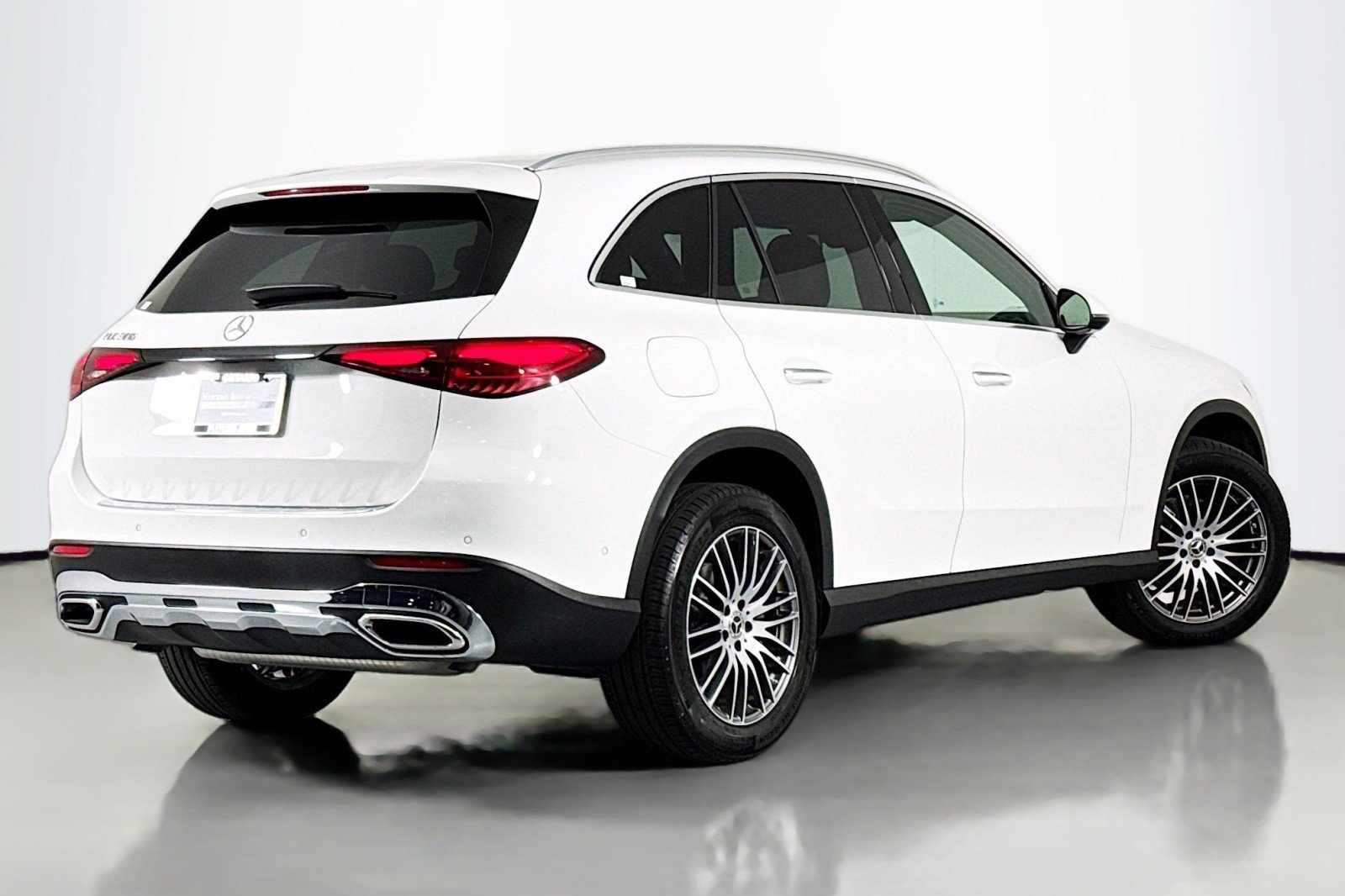 Certified 2026 Mercedes-Benz GLC 300 image 11