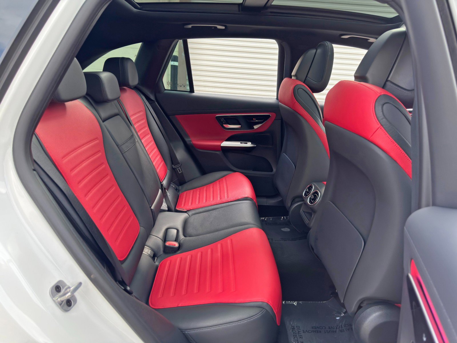 Used 2024 Mercedes-Benz GLC 43 AMG 4MATIC image 50