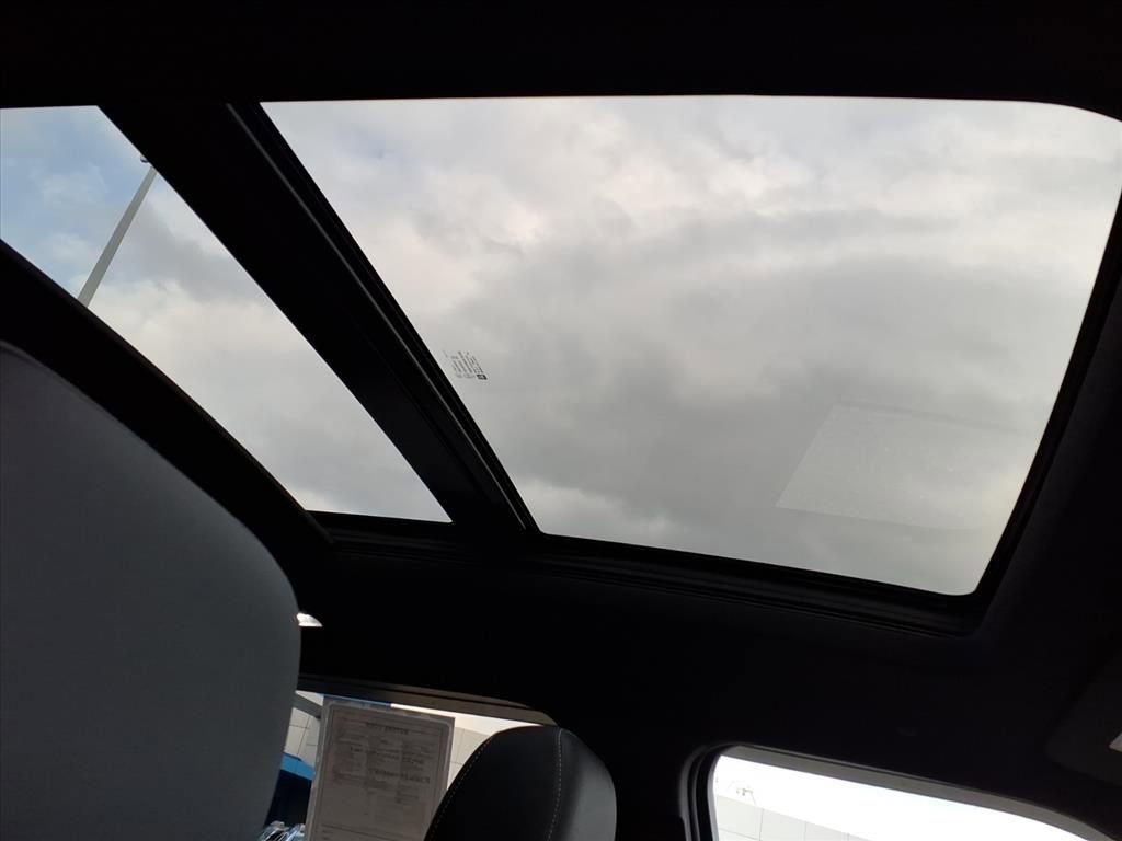 Certified 2023 Chevrolet Blazer RS w/ Enhanced Convenience Package image 25