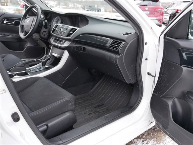 Used 2015 Honda Accord Sport image 19