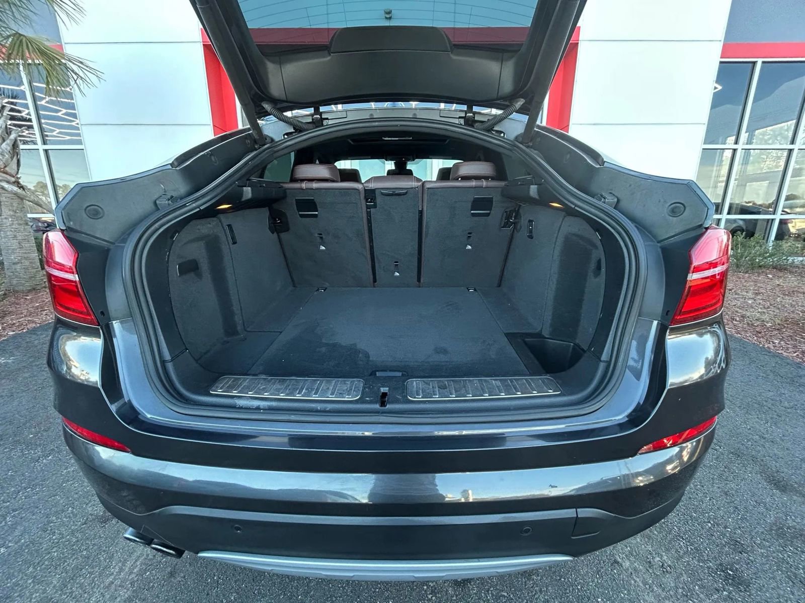 Used 2017 BMW X4 xDrive28i image 19