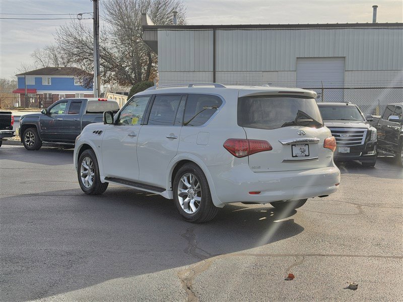 Used 2014 INFINITI QX80 4WD image 2