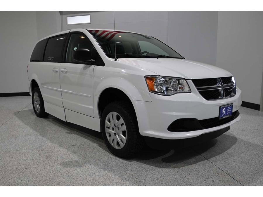 Used 2017 Dodge Grand Caravan SE w/ Power Window Group FWD image 3