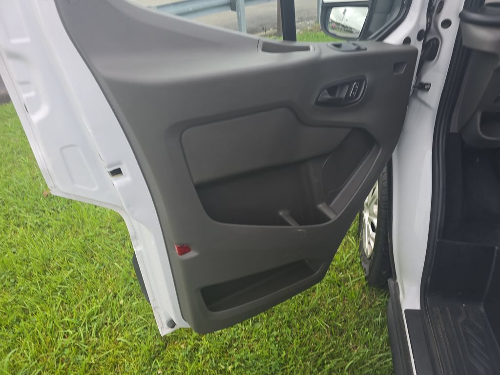 Used 2024 Ford Transit 350 XLT RWD image 10